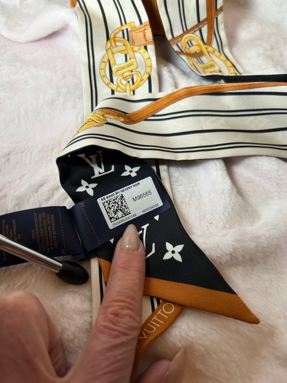 388. Louis Vuitton My Neverfull BB Bandeau in Nior - Picture 6 of 6